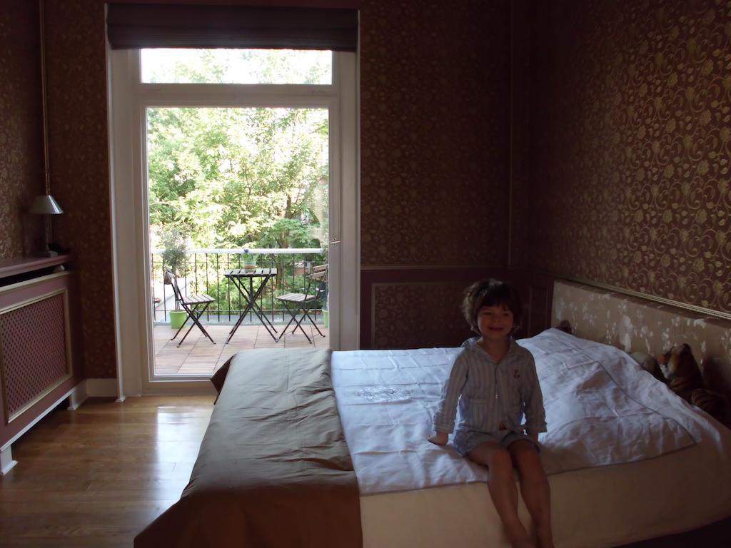 Apartments Suites In アントウェルペン 部屋 写真